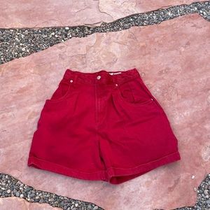 Vintage red pleated cuffed jean shorts